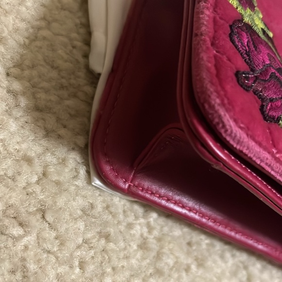 Auth GUCCI MARMONT LOVE PINK VELVET CLUTCH Purse Handbag Pearls & Gold - Picture 6 of 13